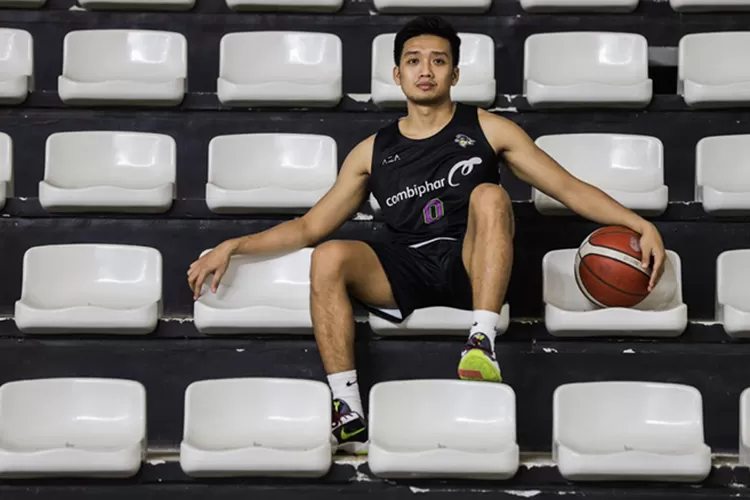 Respati Ragil menjadi rekrutan terakhir West Bandits Solo. (Foto: iblindonesia.com)