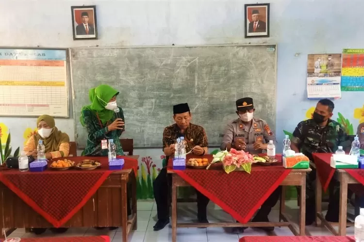 Sosialisasi vaksinasi anak di Desa Kalirejo Kecamatan Kangkung Rabu 05 januari 2022. (edi prayitno/kontributor Kendal)