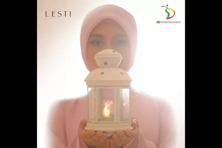 Lesti Kejora merilis lagu berjudul Lentera, lagu persembahannya untuk sang buah hati. (tangkapan layar YouTube LESTI CHANNEL)