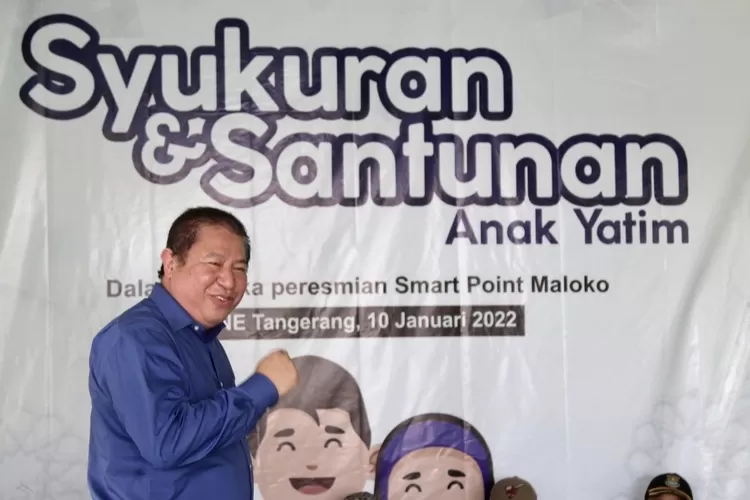 Direktur Pelaksana JNE Tangerang H. Igo Ilham pada acara syukuran dan santunan dalam rangka peresmian JNE Smart Point  Maloko Cisauk Kab Tangerang - Foto: Henry Lukmanul Hakim