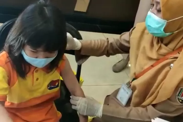 GEGER Nakes Suntik Vaksin Kosong di Kota Semarang, Ini yang Terjadi (Istimewa)