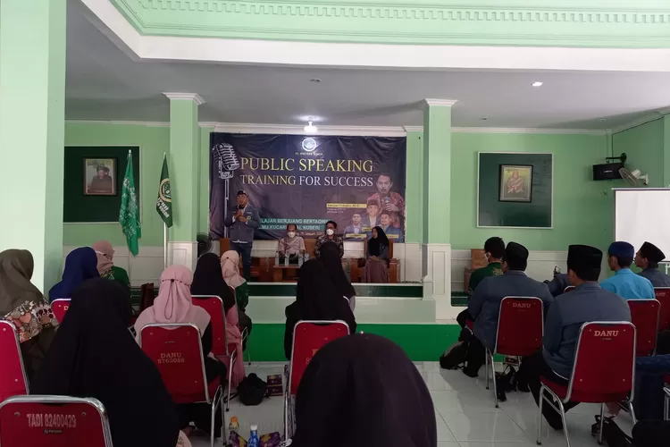 Dokumentasi Kegiatan Public Speaking PC. IPNU Kab. Bogor