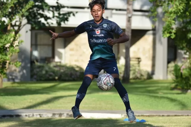 Beckham sedang latihan (dok. persib.co.id)
