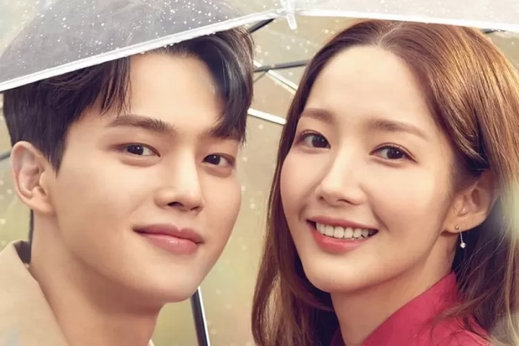 Song Kang dan Paark Min Young dalam drama Forecasting Love and Weather (Gorajuara/dok: soompi.com)