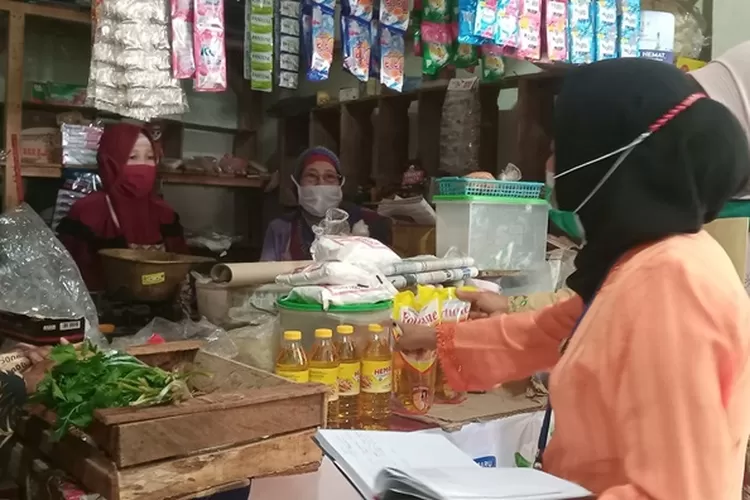  Pedagang sembako (Muslihun/Kontributor Batang)