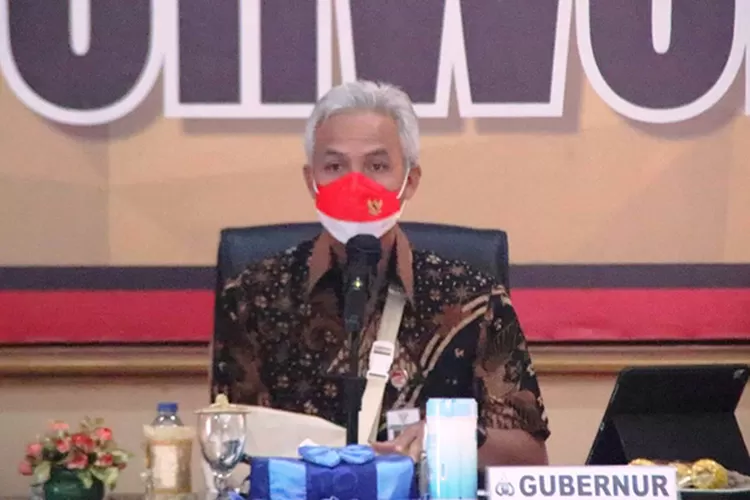 Warga Wadas tolak tambang batu Bendungan Bener, Ganjar Pranowo sampaikan fakta terkait sosialisasi.  (Foto: Jarot Sarwosambodo)