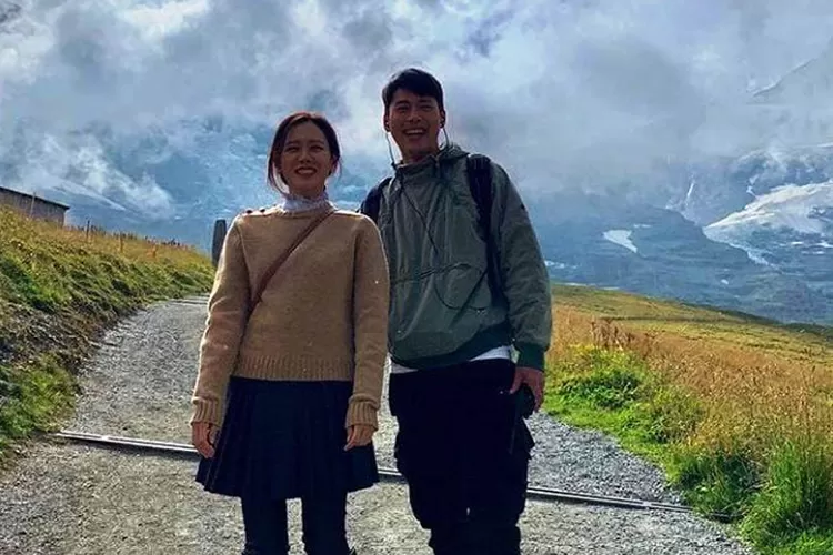 Hyunbin dan Son Ye Jin segera menikah.  (Foto: Instagram @yejinhand)