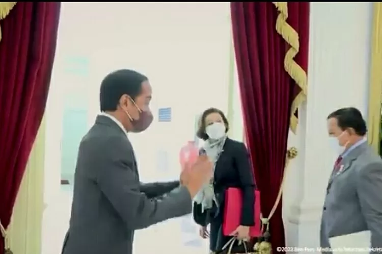 Presiden Jokowi, Menhan Prancis Florence Parly dan Menhan Prabowo Subianto di Istana Negara.  (Tangkapan layar YouTube Sekretariat Presiden.)
