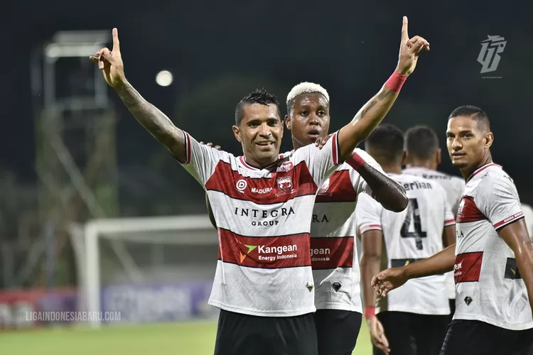 Selebrasi Alberto Goncalves ke gawang Persiraja Banda Aceh pada pekan ke-25 BRI Liga 1. (dok PT LIB/HARRYHARTOMO)