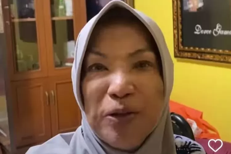 Dorce Gamalama meninggal. (Instagram @dg_kcp)