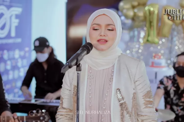 Lagu Purnama Merindu dari Siti Nurhaliza kembali viral (Tangkapan Layar YouTube Siti Nurhaliza)
