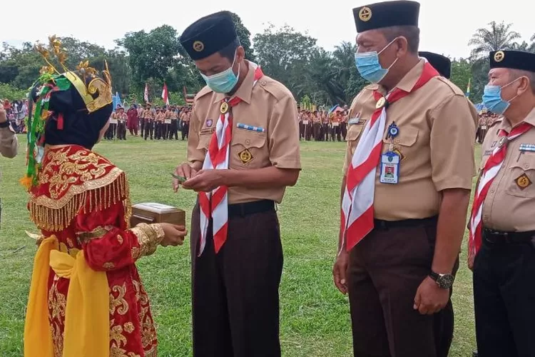 Sekda Batang Hari Buka Kegiatan Perkemahan Jamran di Kecamatan Mersam (Anuza)