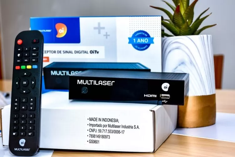 Set Top Box produksi PT. Pampas - Nextron Teknologi Indonesia dengan merek Multilaser yang diekspor ke Brazil.  (ANTARA/ Biro Humas Kementerian Perindustrian)