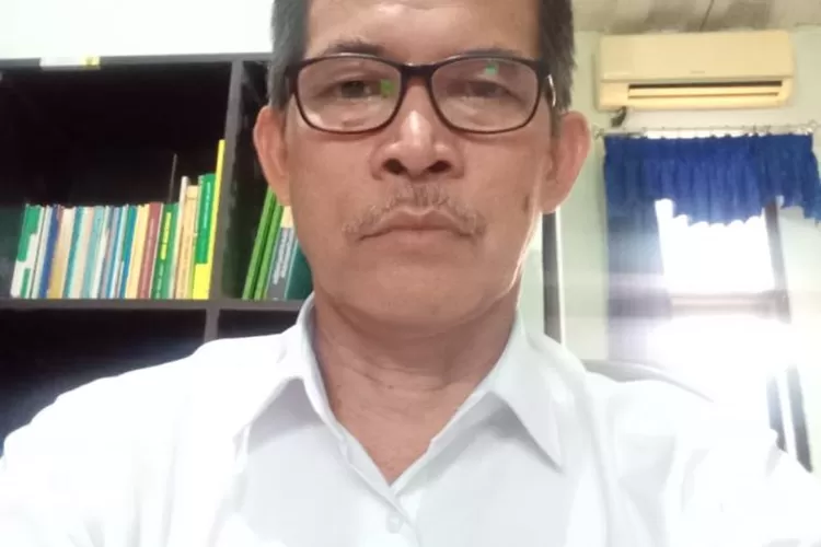 Ketua Musyawarah Kerja Kepala Sekolah (MKKS) Wilayah 4 Sumedang, Iskandar, S.Pd.,M.Si.*** (Dok.Gorajuara.com)