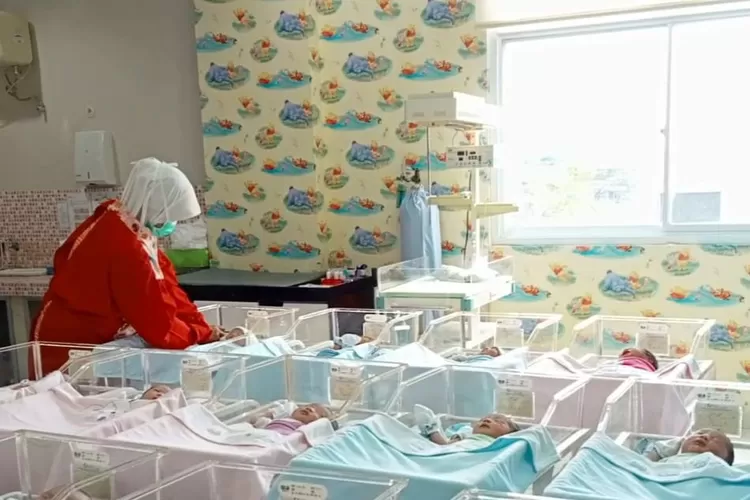 8 Bayi Lahir di Tanggal Cantik di RSIA Cahaya Bunda Cirebon