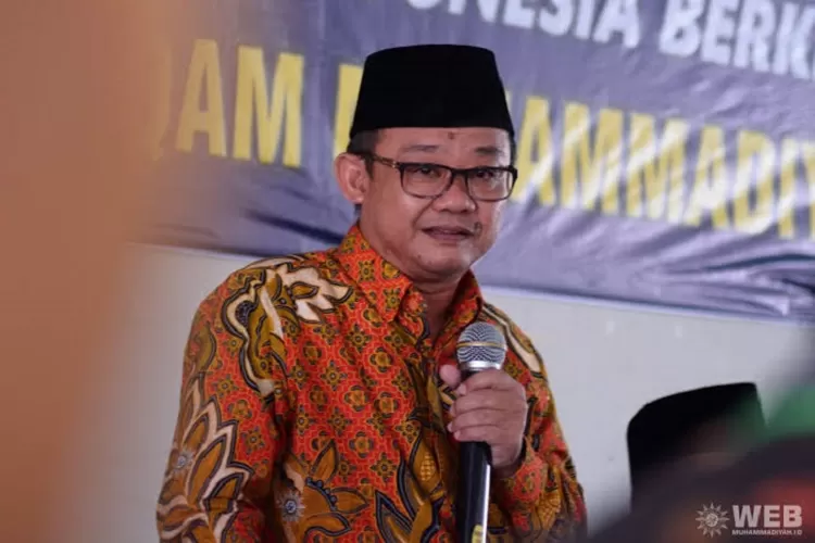 Sekretaris Jenderal PP Muhammadiyah, Abdul Mu&rsquo;ti meminta elite politik untuk lebih bersikap bijaksana terkait wacana penundaan Pemilu 2024. (fajar.co.id)