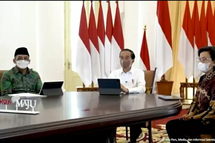 Presiden Jokowi laporkan SPT Tahunan melalui aplikasi daring e-filing. (Screenshot YouTube Sekretariat Presiden )