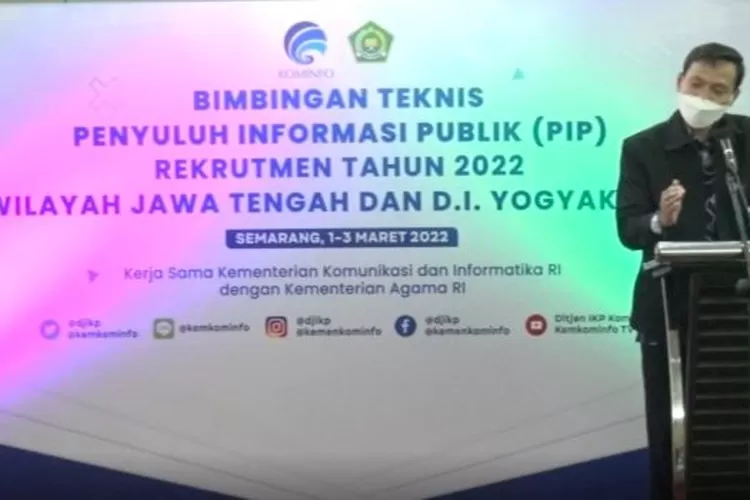 Direktur Tata Kelola dan Kemitraan Komunikasi Publik Kominfo, Hasyim Gautama saat menyampaikan paparan kepada Penyuluh Informasi Publik (PIP) di Provinsi Jawa Tengah dan Yogyakarta. (istimewa)