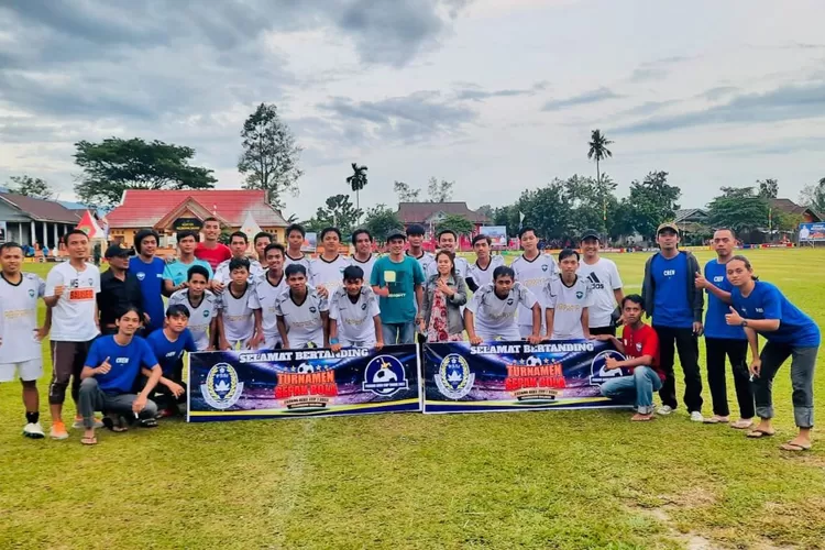 Peserta Turnamen Sepak Bola Padang Biru Cup I Tahun 2022 (Dok. Istimewa)