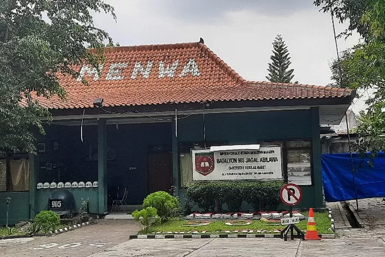 Kantor Sekretariat Menwa UNS Solo yang sampai saat ini mash dibekukan  (Endang Kusumastuti)