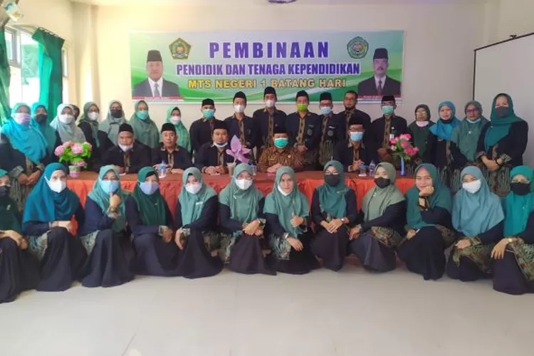MTS Negeri 1 Batang Hari Laksanakan Program Kegiatan Pembinaan Pendidik dan Tenaga Kependidikan (Anuza)