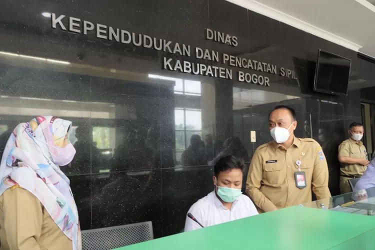 Dirjen Dukcapil Zudan Arif Fakrulloh menegur pelayanan Dinas Dukcapil Kabupaten Bogor yang masih  (AG Sofyan)