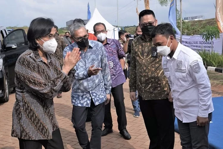 Menteri Keuangan (Menkeu)&nbsp;Sri Mulyani Indrawati&nbsp;saat seremonila penandatangan penyertaan modal negara (PMN) PT KIW untuk pengembangan KITB.&nbsp;  (dok)