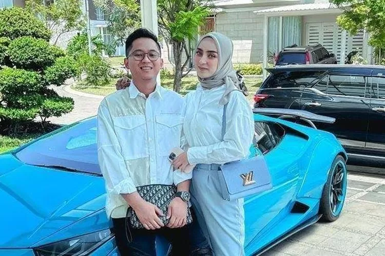Pasangan Doni Salamanan dan istrinya Dinan (Instagram) (Sadono )
