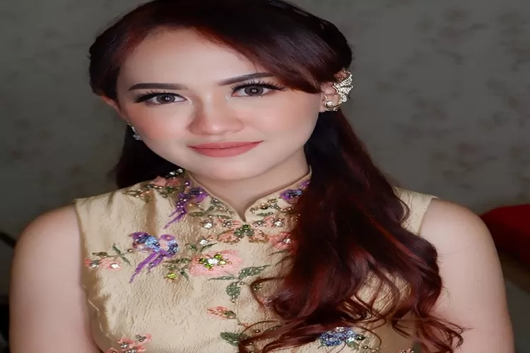 Lirik Lagu Happy Asmara Berjudul Pecah Seribu dan Trending di Youtube yang Pertama Kali Dinyanyikan Oleh Elvy Sukaesih (instagram.com/@happy_asmara77)