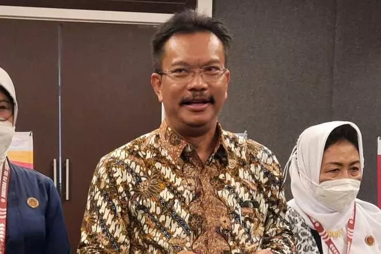 Anggota Komisi IX DPR RI, Edy Wuryanto meminta pemerintah segera selesaikan masalah nakes honorer (Endang Kusumastuti)
