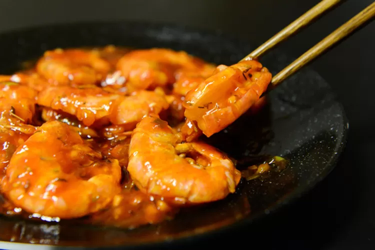 Cara Masak Udang Saus Padang Yang Mudah Creamy Bumbu Dan Udang Yang