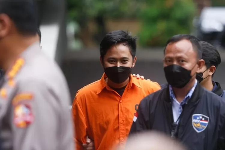 Polisi sita uang 1 miliar dari rekan Doni Salmanan. (Humas Polri)