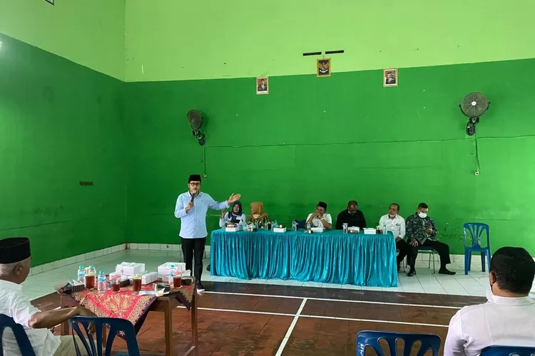 Ilyas Akbar Almadani yang tak lain adalah Ketua DPD Partai Golkar Karanganyar semakin populer diperbincangkan W'warga dan tokoh desa sehingga patut didukung menjadi Bupati Karanganyar 2024 (AG Sofyan)