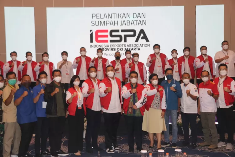 Pengukuhan susunan kepwngurusan IESPA Provinsi DKI Jakarta, Rabu (23/3/2022). (Foto: Suarakarya.Id/Yon Parjiyono)