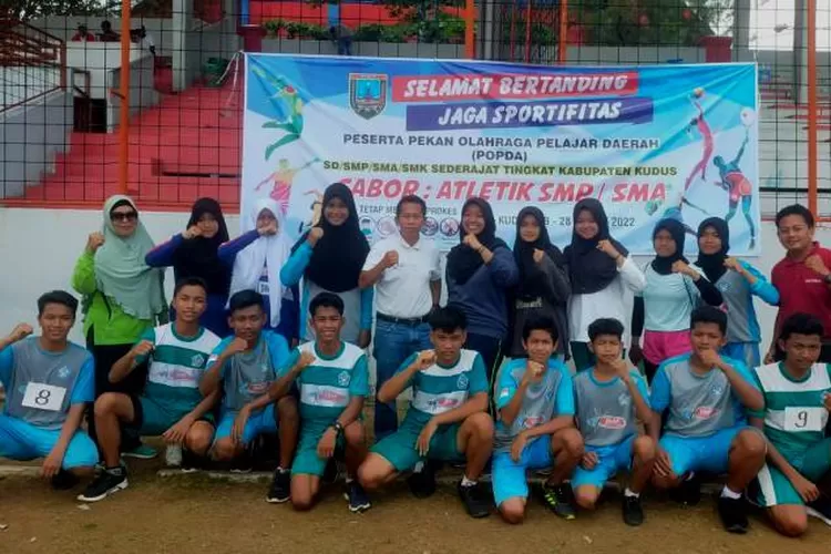 Siswa SMP Negeri 1 Dawe Berjaya Popda 2022 Kudus Raih 8 Emas - Kabarku