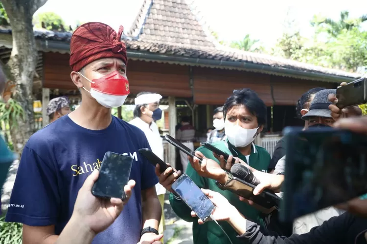 Ganjar usai meresmikan Sanggar Kagama Bali. (Istimewa)