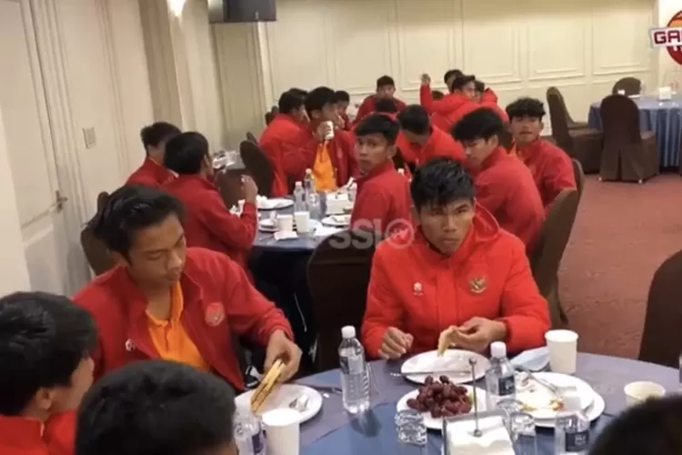Timnas U-19 jalani sahur pertama di Korea Selatan (YouTube/ PSSI TV)