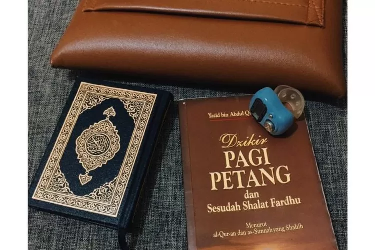 Al-Qur'an (Klikanggaran/Ratih)