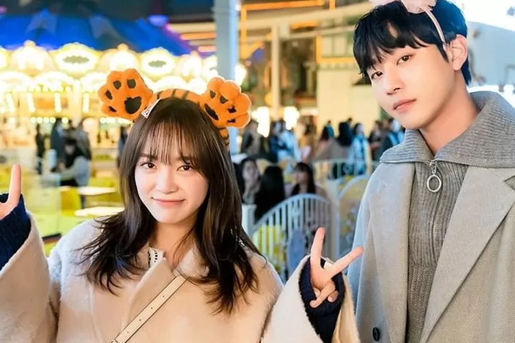  Akhir perjalanan kisah cinta antara Kang Tae Mu dan Shin Ha Ri dalam drakor A Business Proposal Episode 12 ( Instagram/@sbsdrama.official)