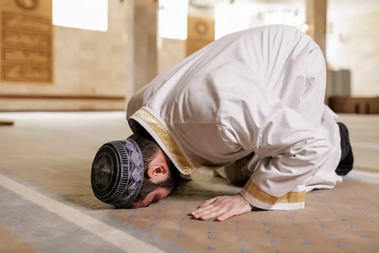 Ilustrasi salat istikharah. ( Pexels/Alena Darmel)