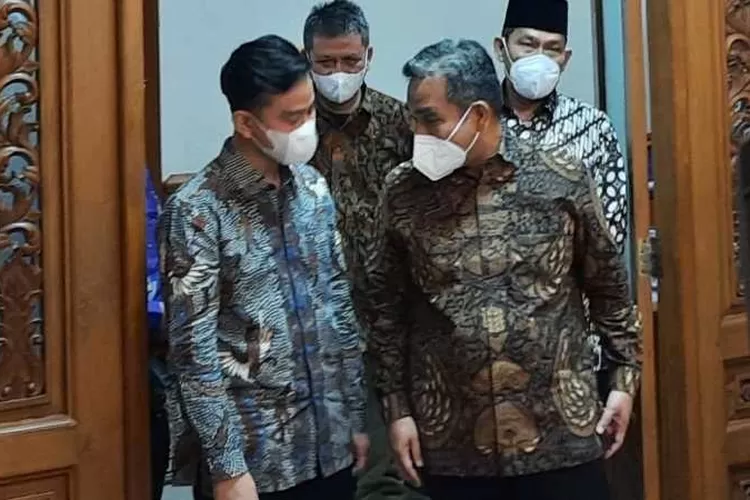 Sekjen Gerindra Ahmad Muzani bertemu Wali Kota Solo Gibran Rakabuming Raka di Balai Kota Solo (Endang Kusumastuti)