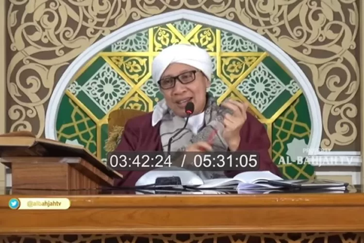 Buya Yahya menjelaskan hukum jika seseorang lupa niat puasa Ramadhan dan tidak sahur. (YouTube/Al Bahjah TV)