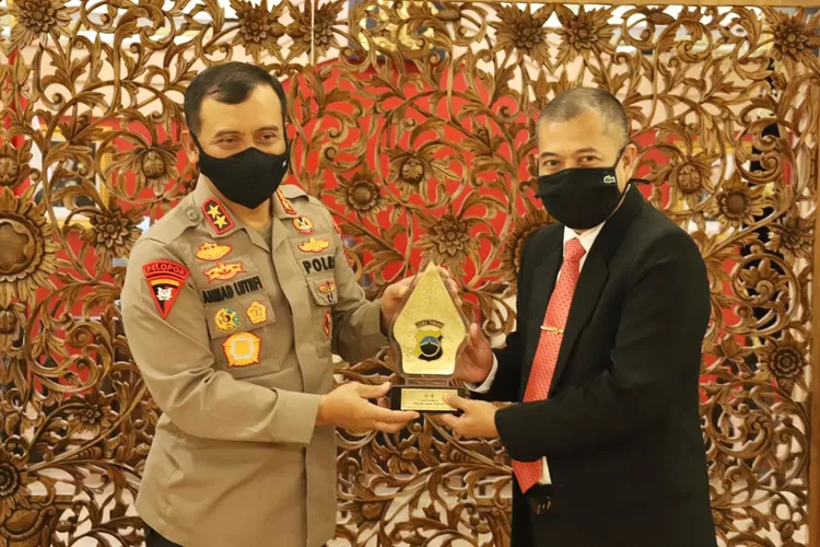 USM dan Polda Jateng Teken MoU Tentang Peningkatan Kualitas SDM