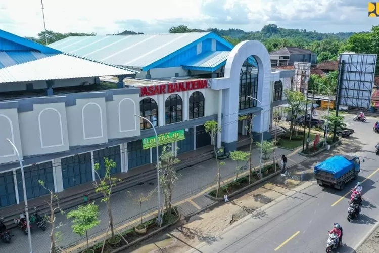 Demi Tingkatkan ekonomi masyarakat, KemenPUPR selesaikan dua pasar rakyat di Jawa Tengah 