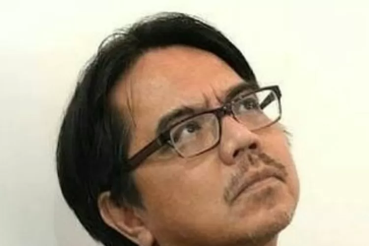 Profil Ade Armando, Korban Pengeroyokan di Tengah Demo 11 April di Jakarta (Foto: instagram @adearmandoreal)