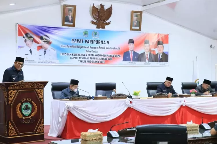 Rapat Paripurna DPRD PALI pembahasan LKPJ PALI 2021 (Dok. Budi)