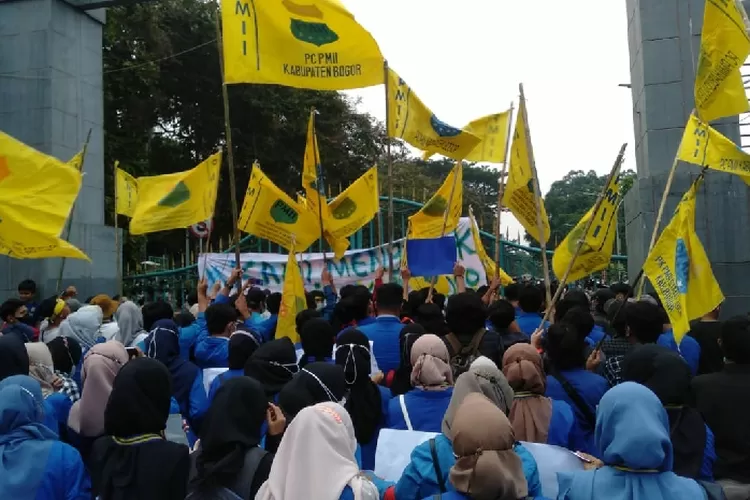 Demo PMII Kabupaten Bogor. (Miftah/Bogor Times)