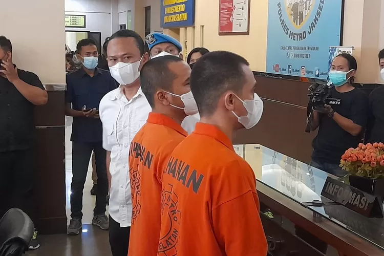 Tersangka pengeroyokan di Polres Jakarta Selatan  (Sadono )