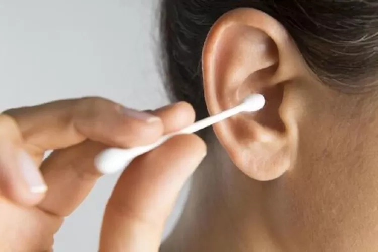 Benarkah mengorek telinga dapat membatalkan puasa? (Istockphoto / solidcolours)