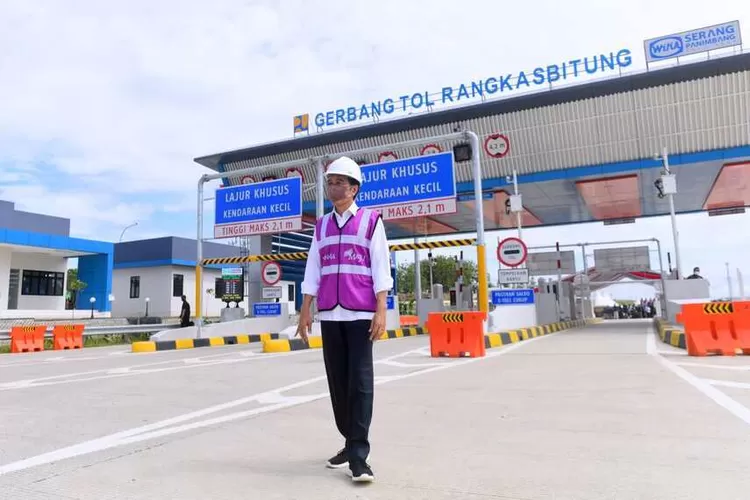 Gerbang Tol Rangkasbitung pada Tol Serang-Panimbang.(PU)